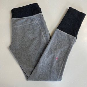 Ivivva Ribbed Cotton Blend Pants in Heathered Gray, Girls 14